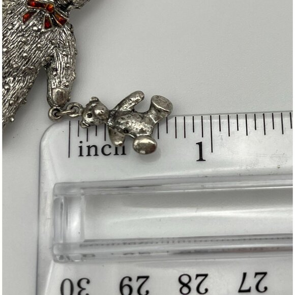 Teddy Bears Brooch Textured Silver Tone Metal Red Bow Green Eyes - Picture 9 of 12